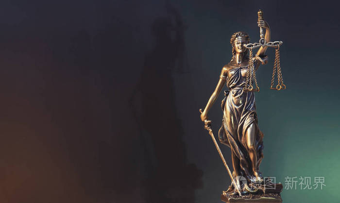 那位女士正义女神像