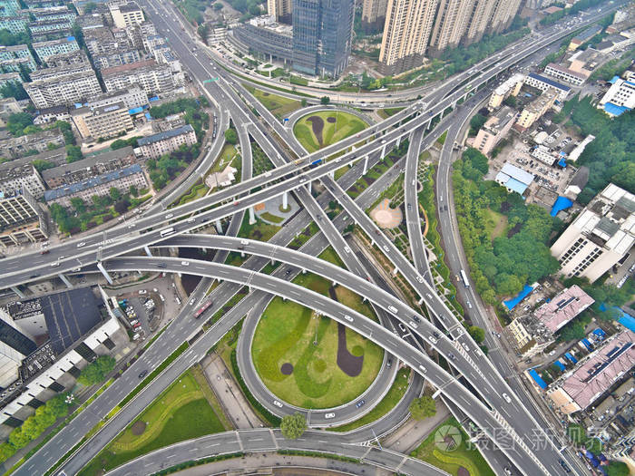 航拍鸟瞰城市高架桥桥道兰