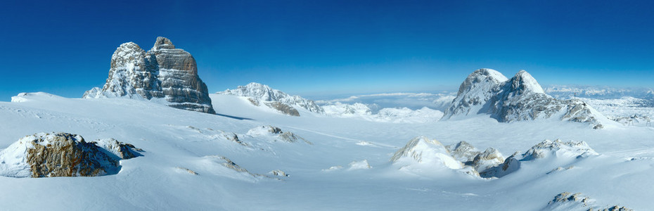 冬季顶石山山地块全景