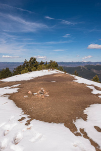 冬季景观利潟湖公园，在布尔戈斯，需求山脉，卡斯蒂利亚 y Leon，西班牙