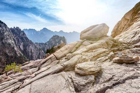 美丽的山景观的雪岳山国家公园，S