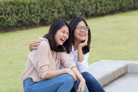 亚洲妇女友谊