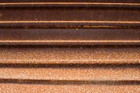 锈色波纹金属墙,生锈锌 grunge 风格背景照片