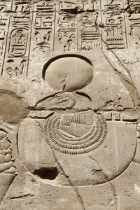 古石墙与埃及象形文字