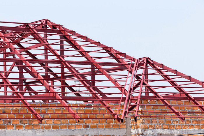 住宅建筑屋顶钢结构梁