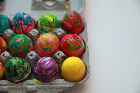 庆祝复活节的鸡蛋