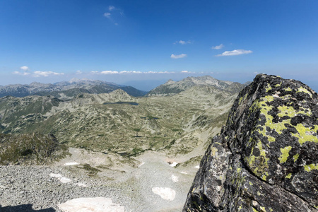 来自保加利亚 Pirin 山 Kamenitsa 峰的惊人景观