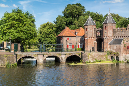 城门口 Koppelpoort 在荷兰阿默斯