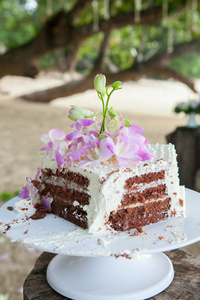婚礼蛋糕。甜蜜的蛋糕