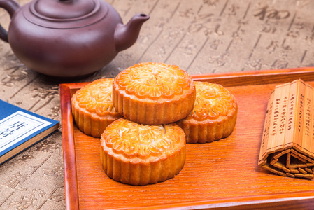 中国的传统节日，中秋节月饼和茶