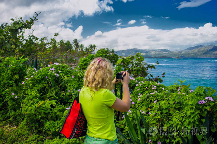 女孩的摄影师在多米尼加共和国