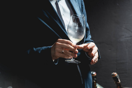 葡萄酒的香气图片