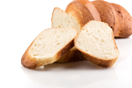 面包切片上白色隔离