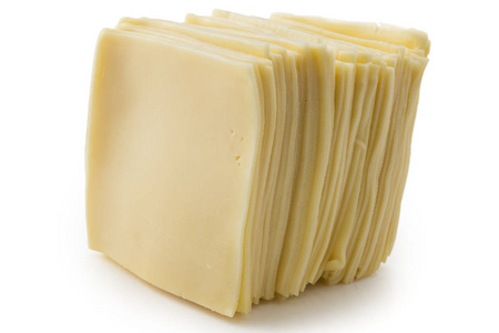 切片新鲜 edam 乳酪在白色背景, 母牛乳酪