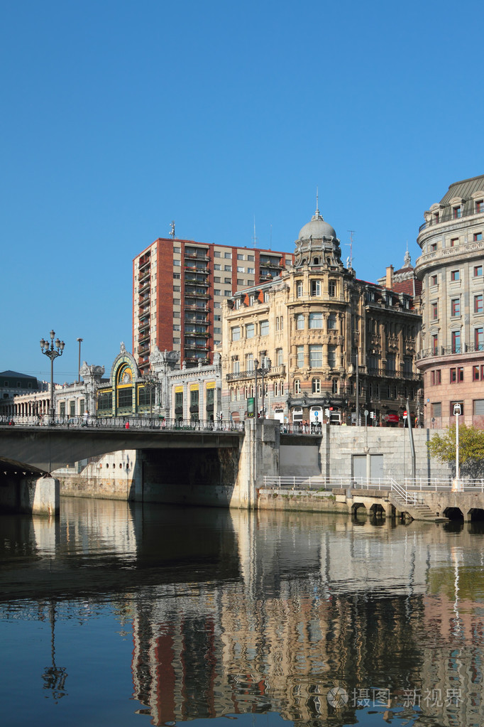 阿雷纳尔桥 (puente 德尔纳尔),nervion 酒店的河.西班牙毕尔巴鄂照片