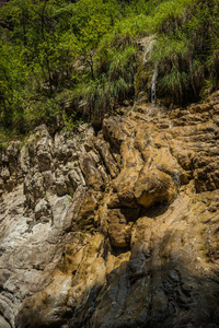 Krikiliotis 在潘塔 Vrexei Evritania，希腊在河上的瀑布