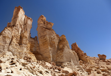 地质的巨石。Salar de 塔拉
