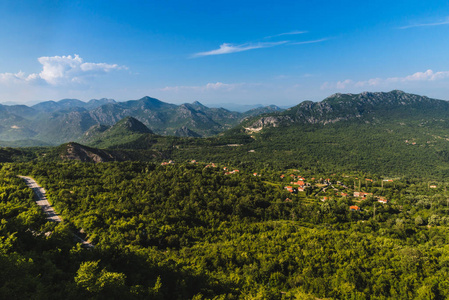 黑山的巴尔干山区村庄