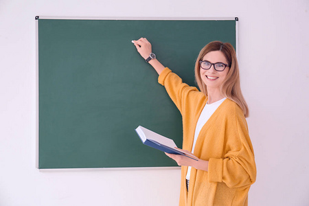 外国女教师图片