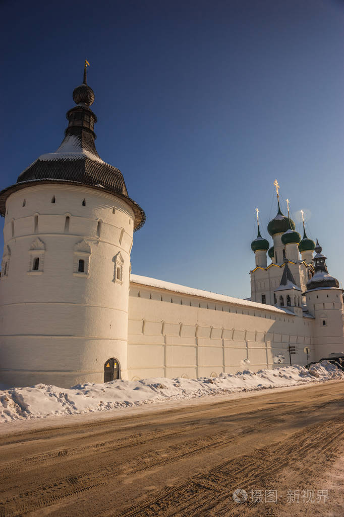 俄罗斯冬天在雪中的罗斯托夫克里姆林宫