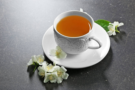 喝杯茶用茉莉花