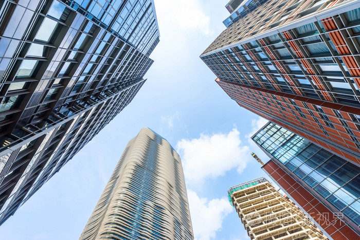 仰视城市建筑
