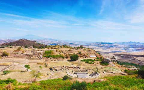 Morgantina 考古遗址的希腊剧场和其他遗址西西里岛
