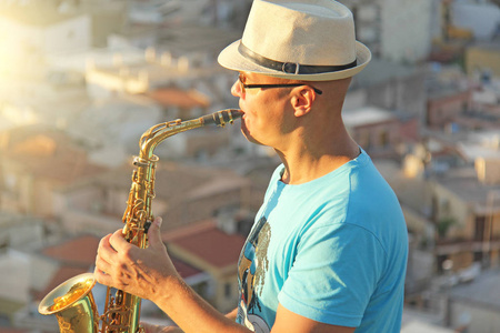 意大利的男人图片