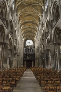 在法国的鲁昂大教堂的内部