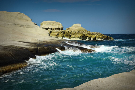 sarakiniko 海滩