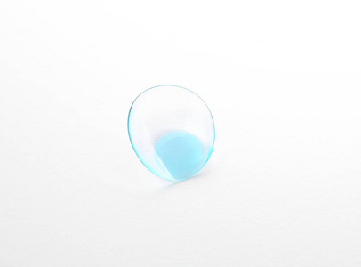 白色隐形眼镜图片-白色隐形眼镜素材-白色隐形眼镜插画-摄图新视界