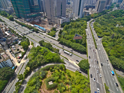 航空摄影的城市高架桥桥道路景观