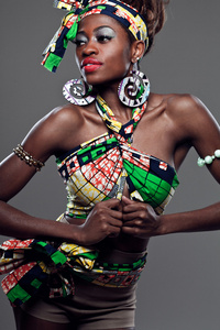 非洲裔美国人的时装模特儿。
