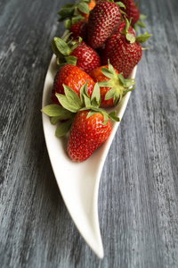 草莓。新鲜的草莓。红色的 strewberry。草莓瑞