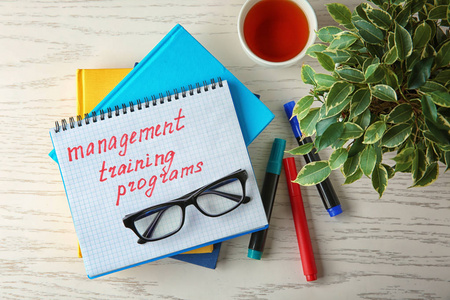 用书本奖励图片-用书本奖励素材-用书本奖励插画-摄图新视界