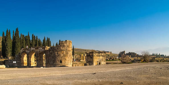 土耳其安塔利亚古城 Aspendos 的渡槽