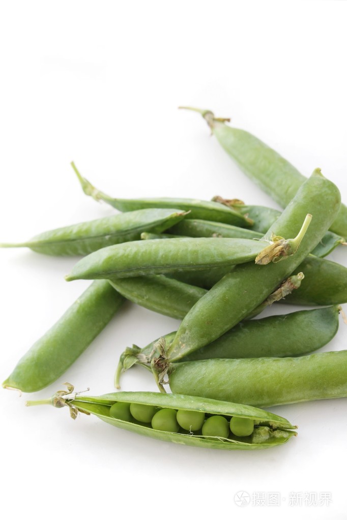 豆荚里的新鲜豌豆