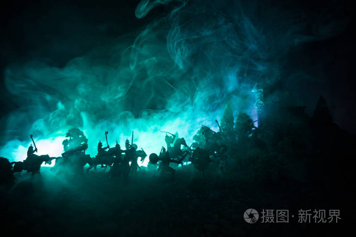 中世纪战斗场面与骑兵和步兵.