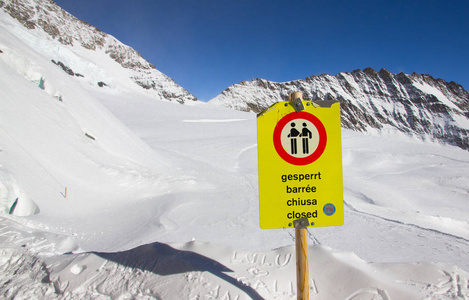 Jungfraujoch 游客警示标志