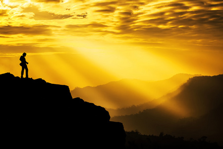 山上的风景摄影师,copyspace 那美丽的阳光光线照片