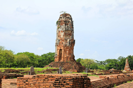 Wat Lokayasutharam 寺在大城府历史公园