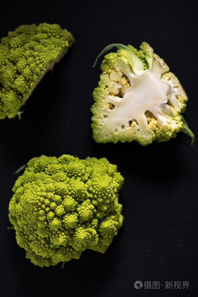 市场新鲜罗马花椰菜