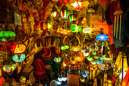 阿拉伯语的灯和灯笼在马拉喀什举行，摩洛哥