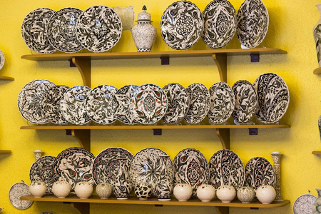 传统土耳其装饰陶瓷