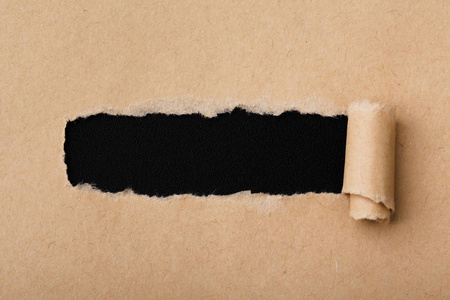 纸张撕裂背景照片