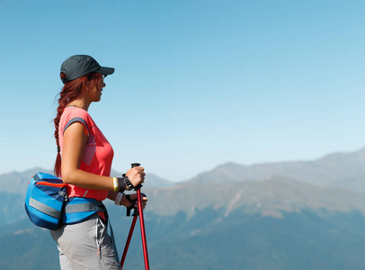 步行图片动漫图片