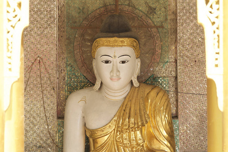 佛教寺庙情结大金是佛教的历史象征, 缅甸