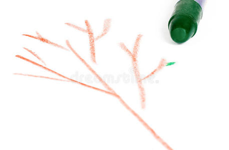用绿色粉笔画的树上的叶子