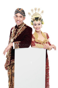 传统爪哇新婚夫妇