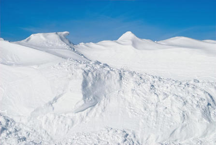 雪堆雪堆图片